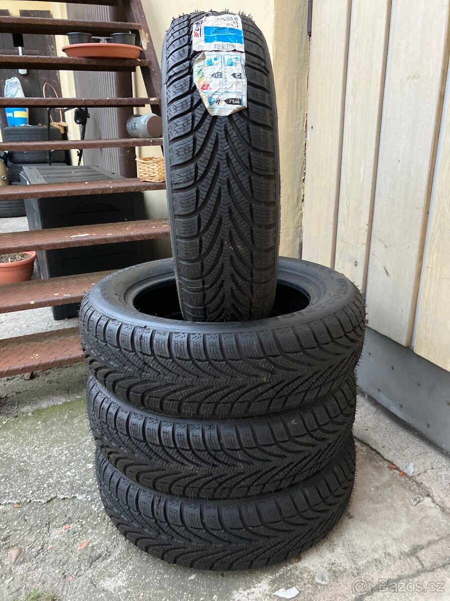 Zimní BFGOODRICH G FORCE WINTER 175/65 R 15 84T