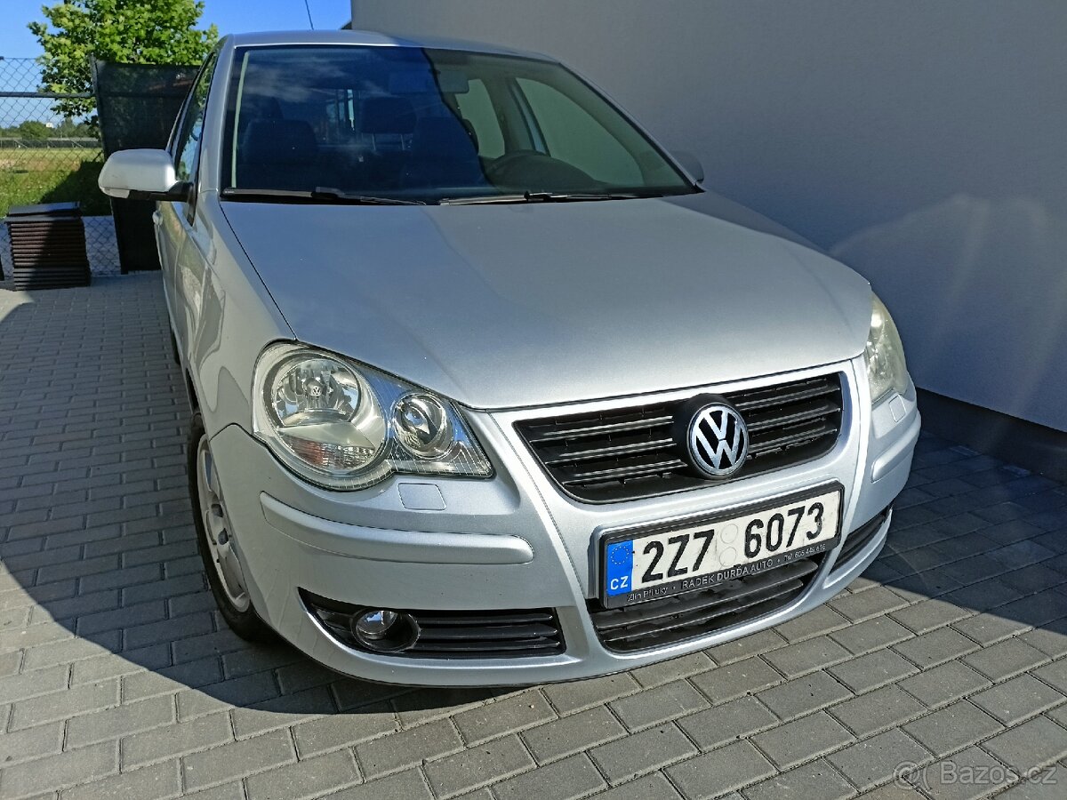 Volkswagen Polo 1,2i 40kw, r.v.2007, STK 2/2027