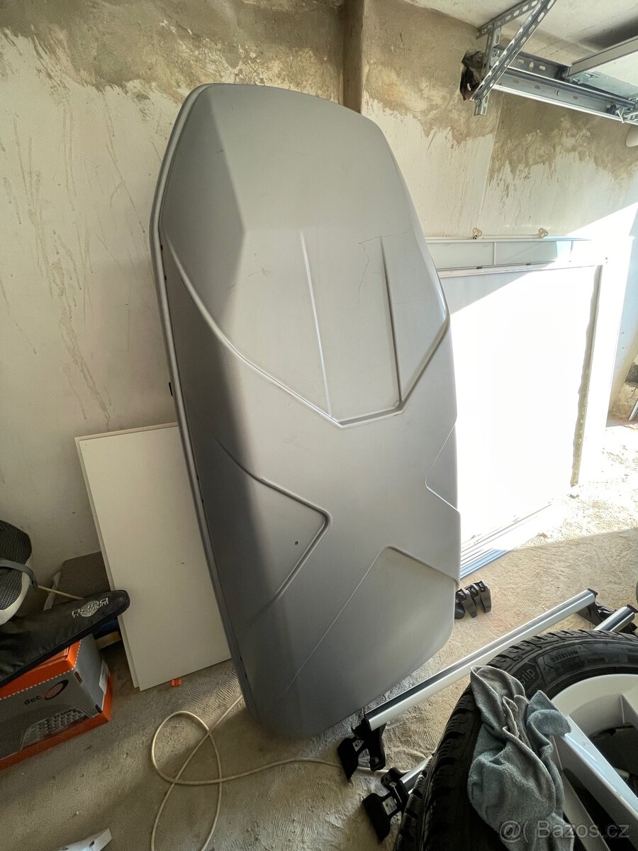 Univerzální rakev na auto Thule 450l