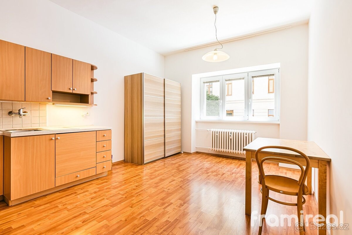 Pronájem bytu 2+kk, 51 m2 – Chaloupeckého náměstí 1, Brno
