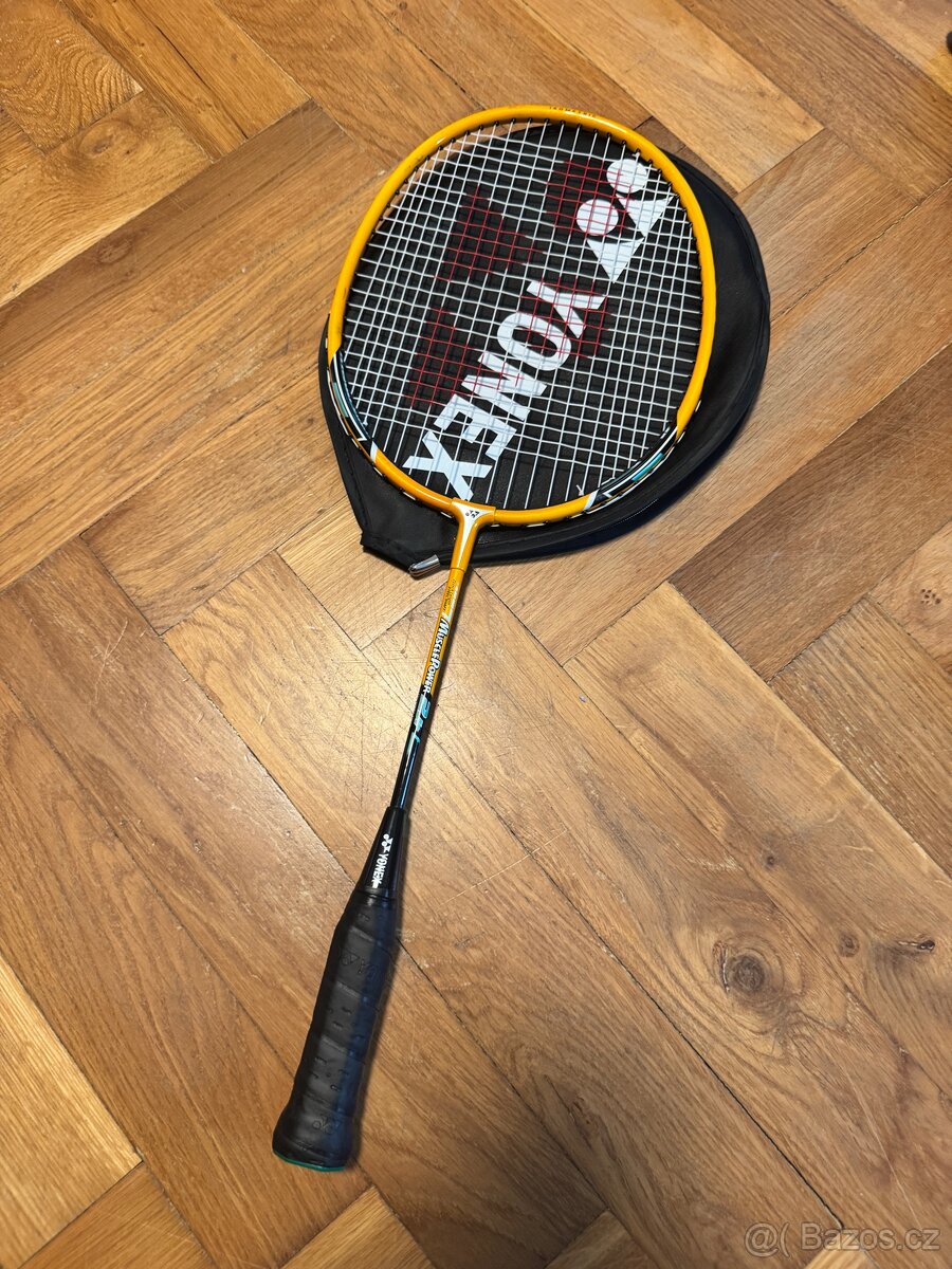 Dětská badmintonová raketa Yonex