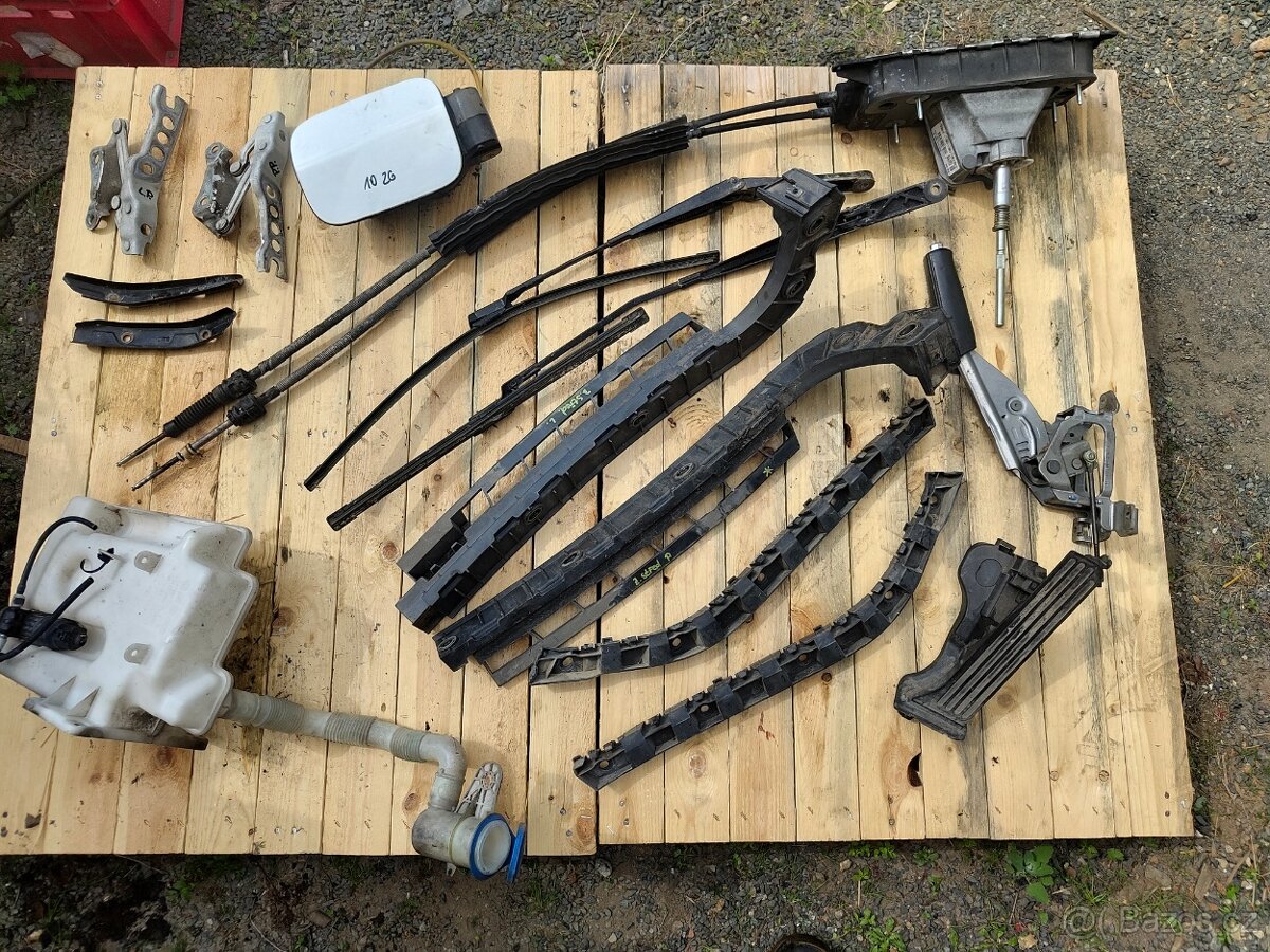 Náhradní díly Superb II