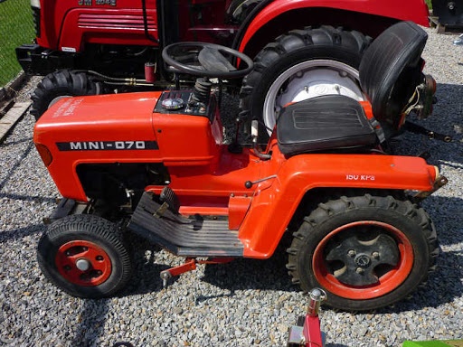 Koupím malotraktor MT8 070