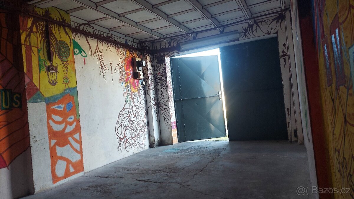 Pronájem: pěkná garáž ve Chvaleticích