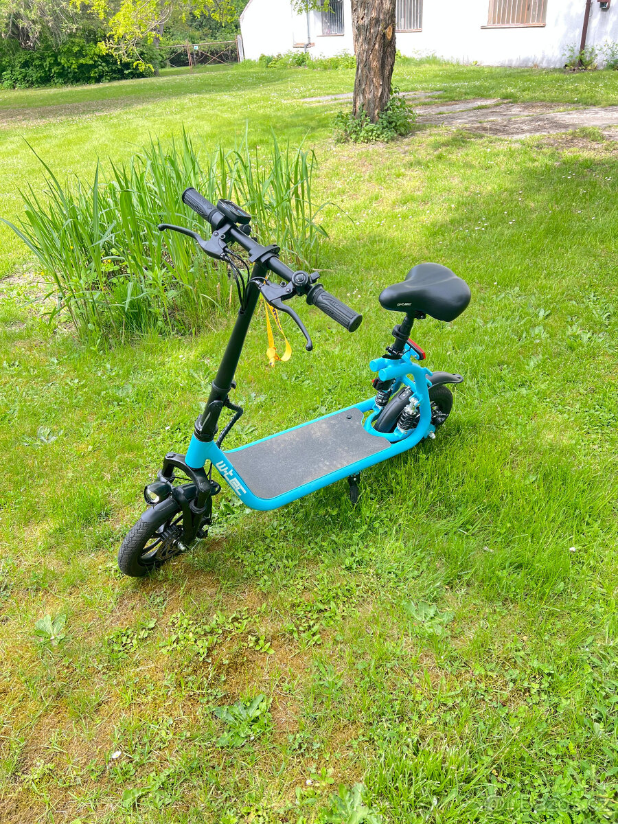 Elektrická koloběžka W-TEC Billar II 500W 12"