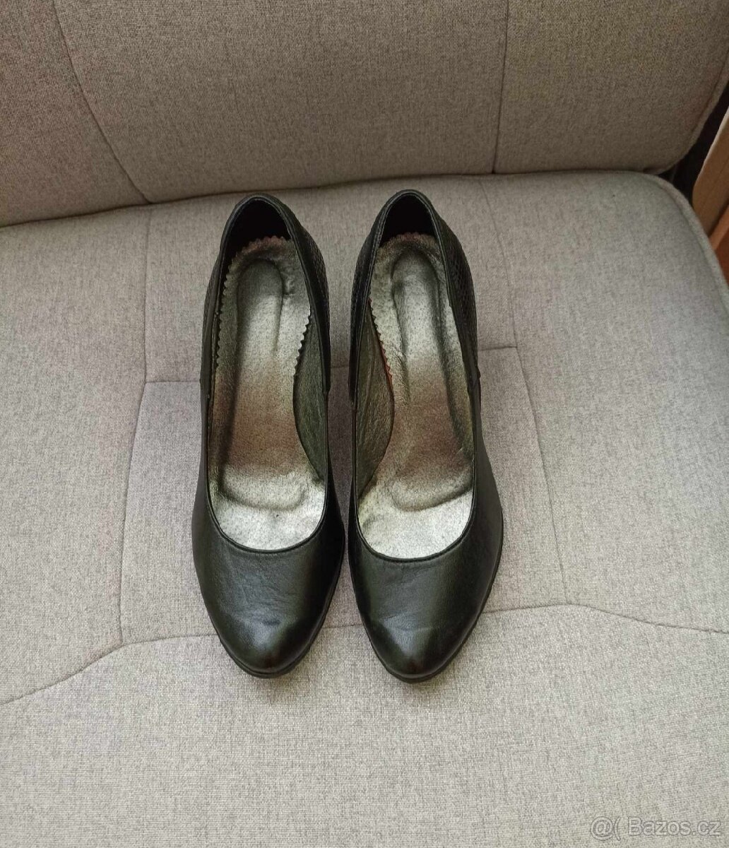 Kožené lodičky vel:37