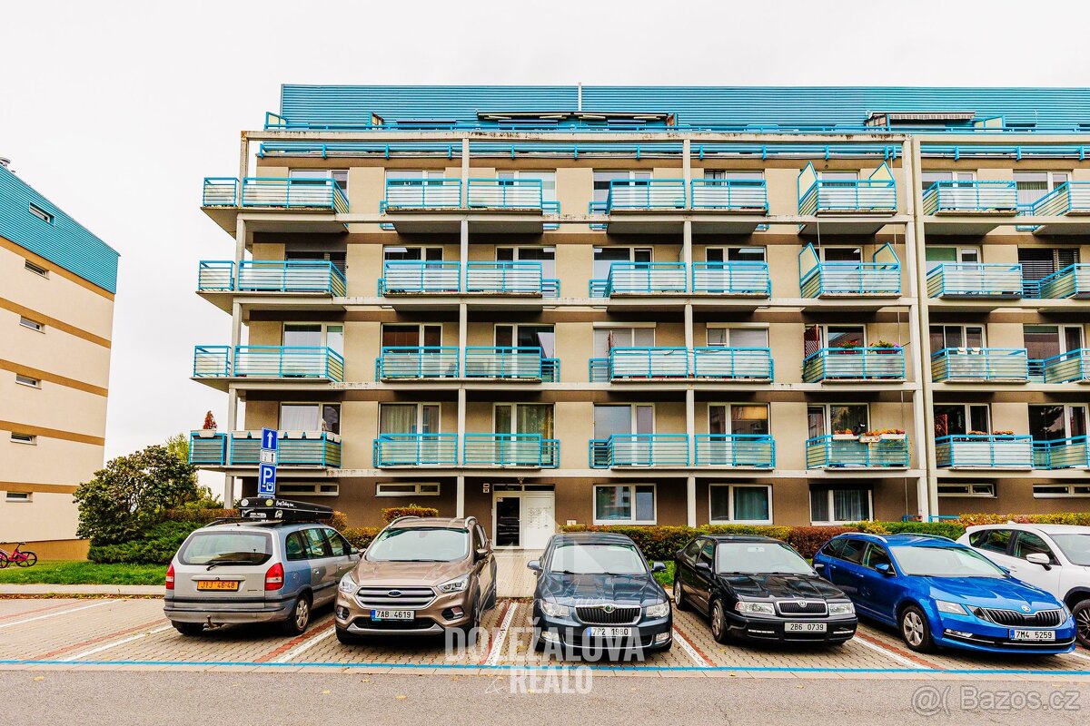 Pronájem garážového stání 20 m², Jihlava - Horní Kosov