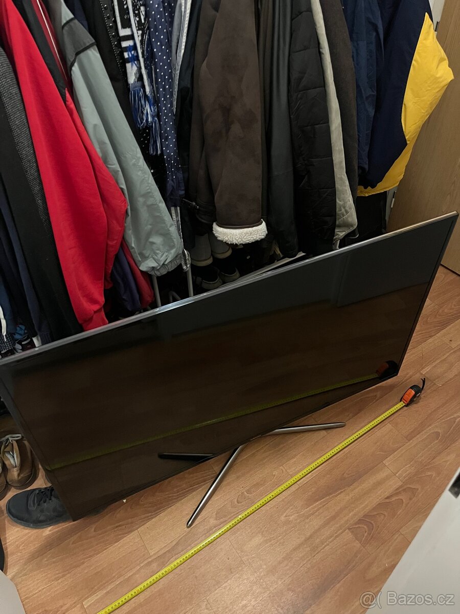 Samsung televize 140cm úhlopříčka