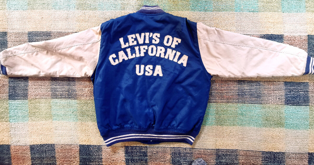 Levi's, bunda velikost M/L