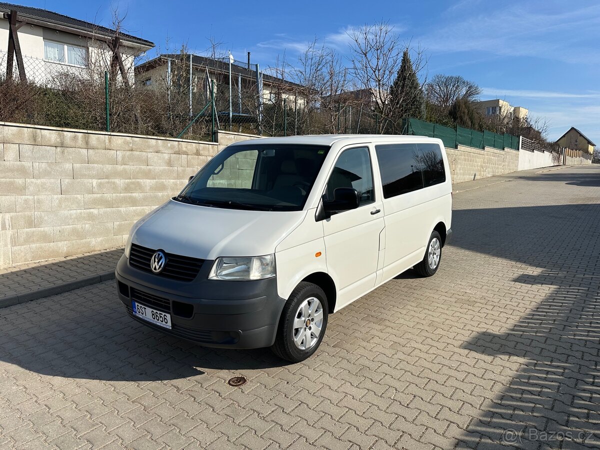 Volkswagen Transporter T5 1.9 TDI