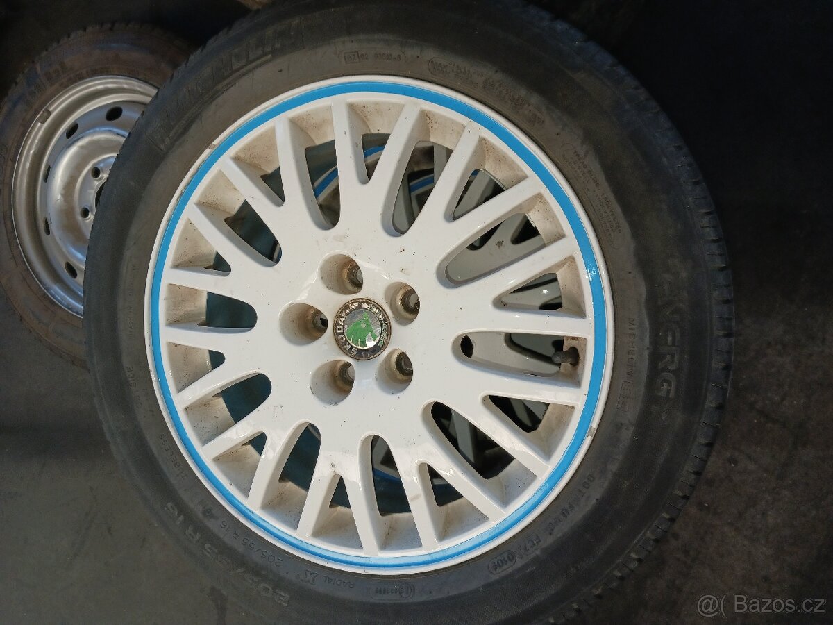 Kola 5x100 R16 Octavia 1