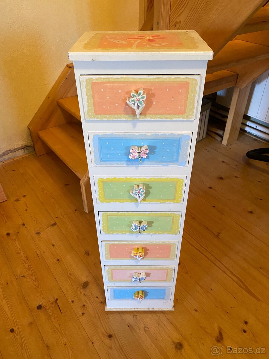 Malovaná Komoda se šuplíky