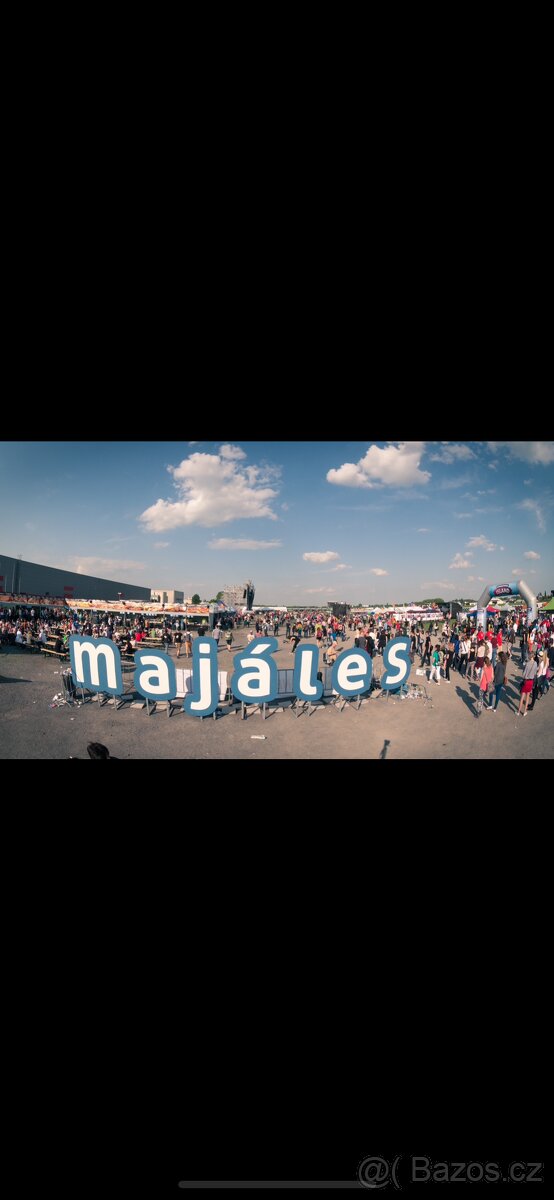 2x majales Praha