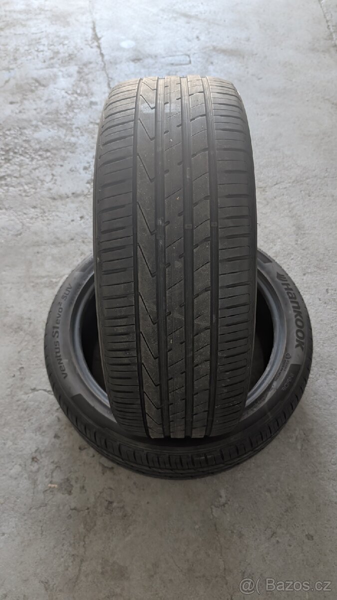 Hankook Ventus 235/45 r20