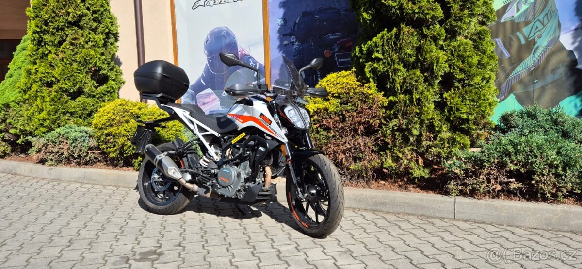 KTM 390 Duke