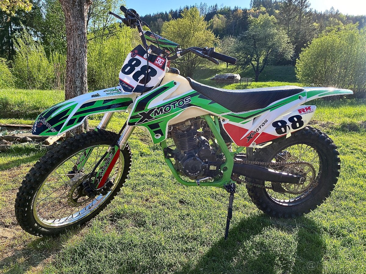 Motocykl pitbike xmotos xb88 250cc