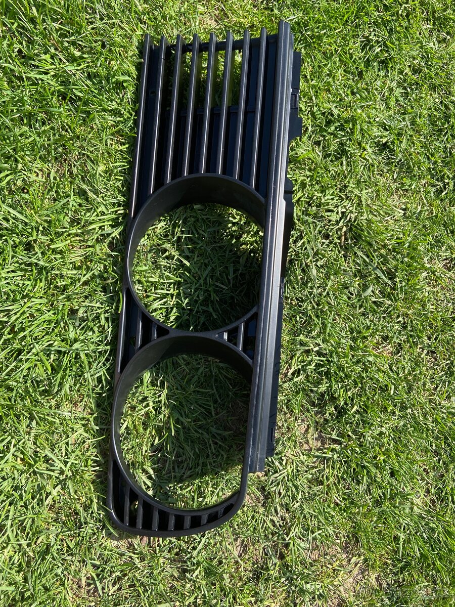 BMW E30 1876091