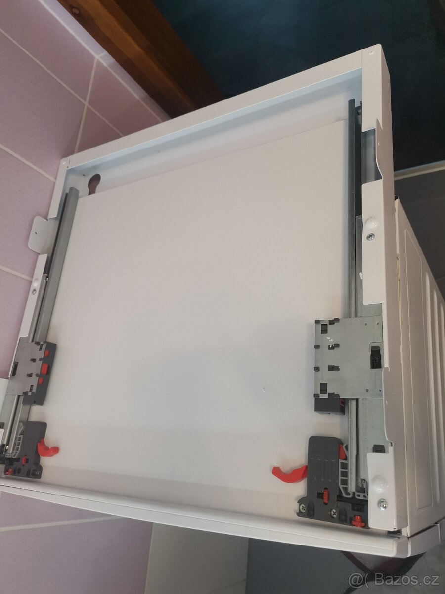 BEKO SKWS60B - Mezikus mezi pračku a sušičku BEKO - výsuvná
