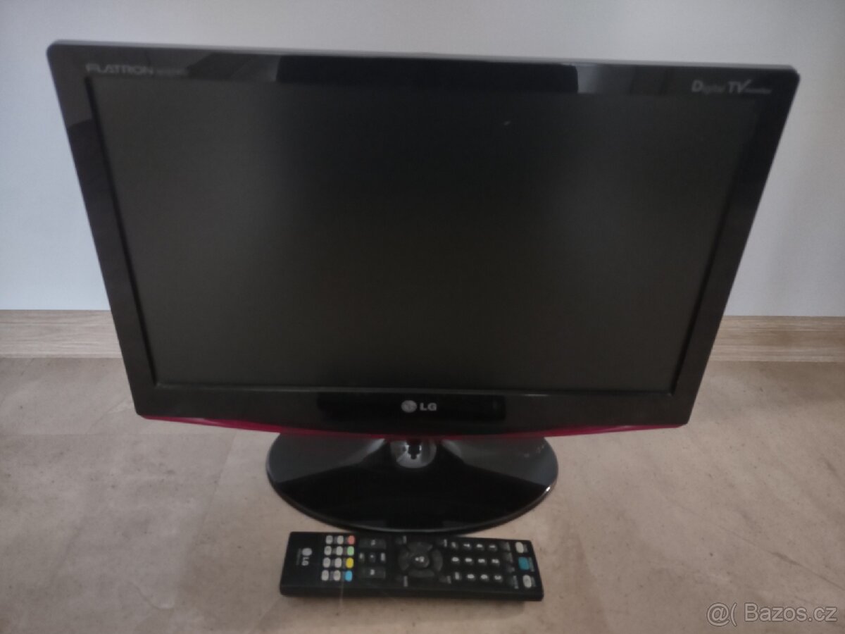 Monitor/TV - s DVB-T tunerem a dalkovym ovladanim