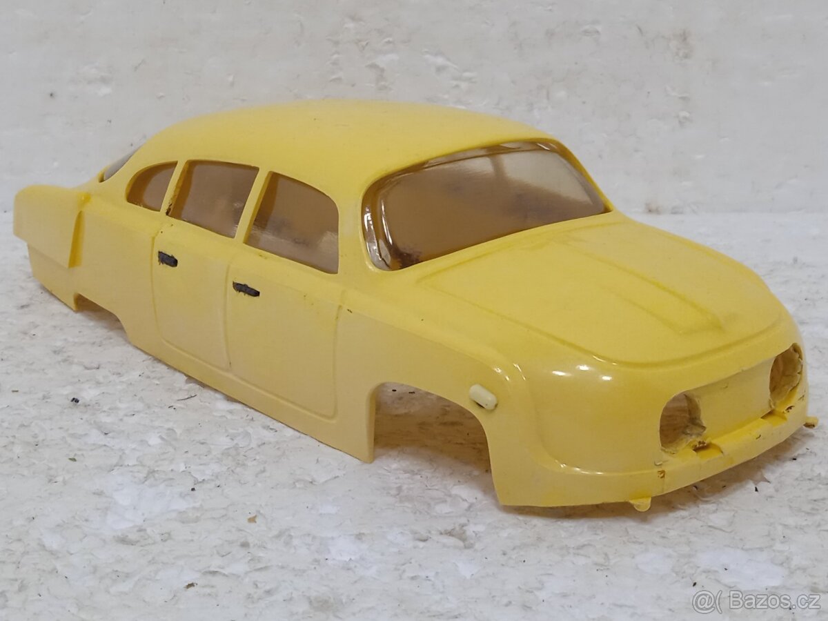 Tatra 603 Ites - Retro hračka - Auto bowden