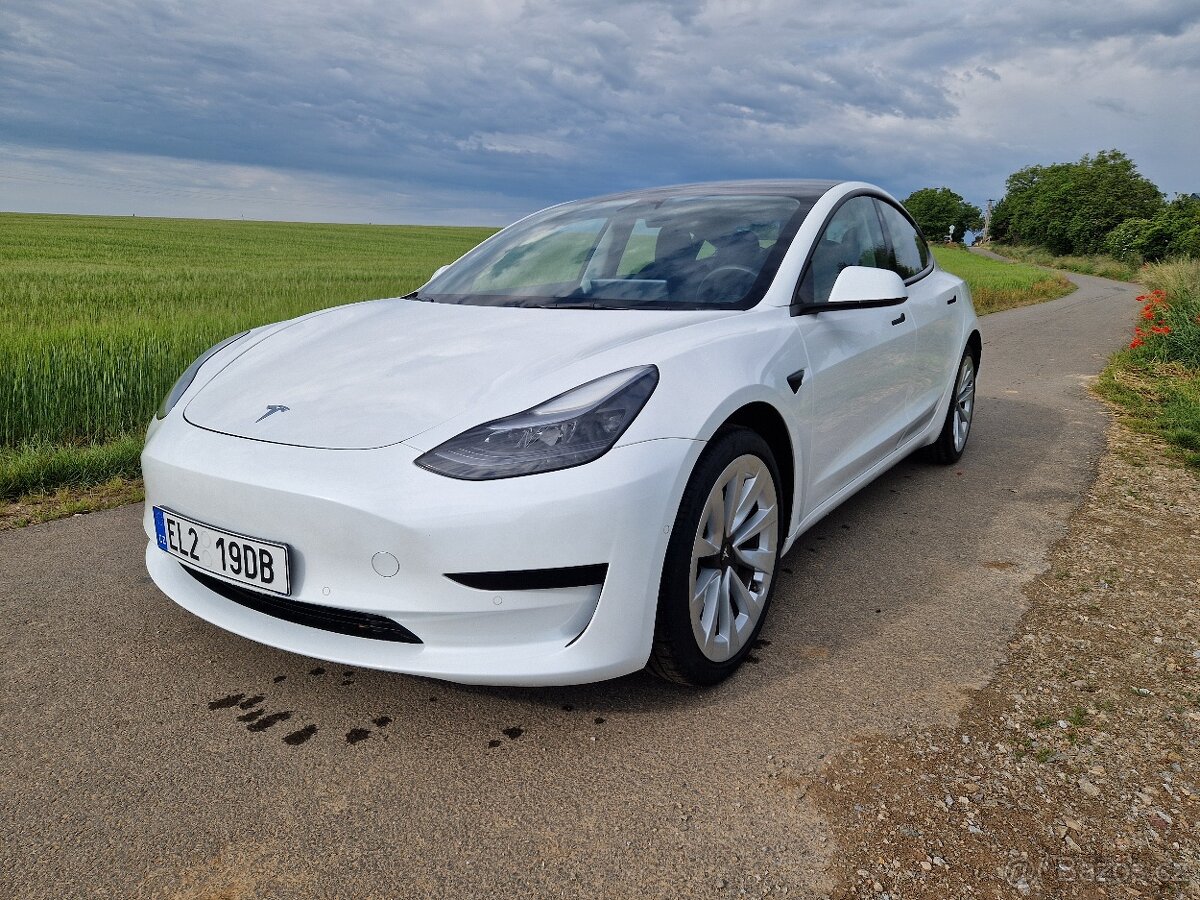 Tesla Model 3 SR Plus, LFP, DPH, v plné záruce, SOH 94%