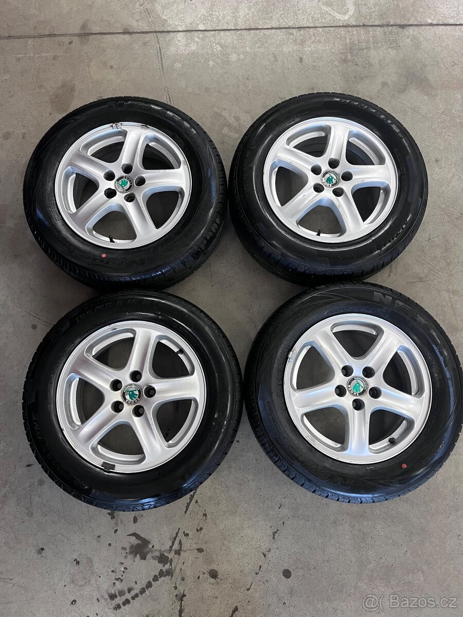 Prodám alu kola Škoda – pneu 195/65 R15