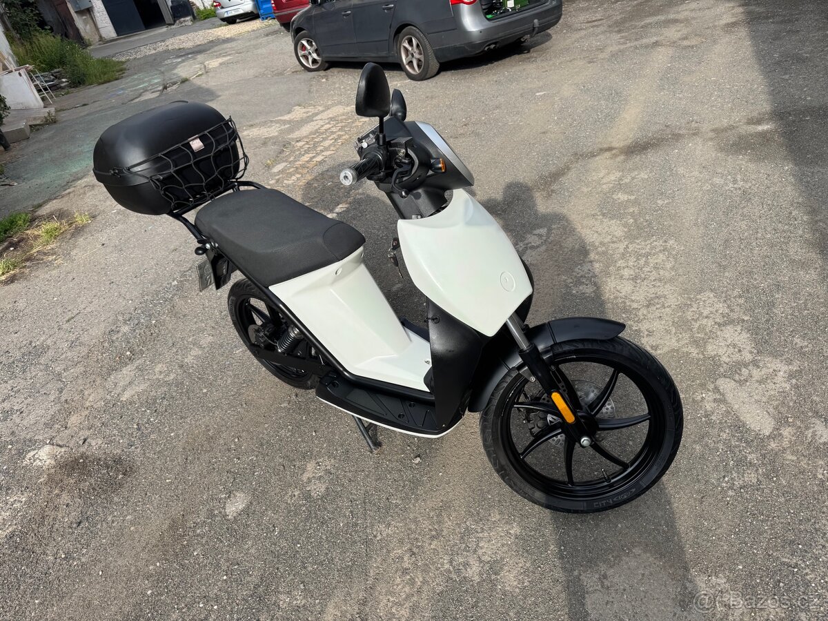 Elektrický skútr 3kW Torrot muvi PO GENERÁLCE