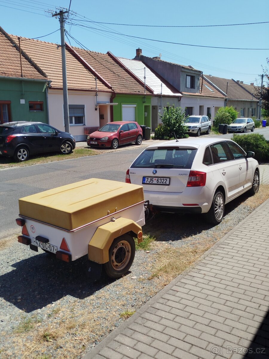 Vozík za os. auto