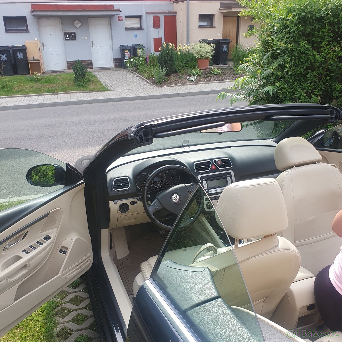 Dobrý den prodám vw eos 2.0tdi 103kw rok.vyr.2007