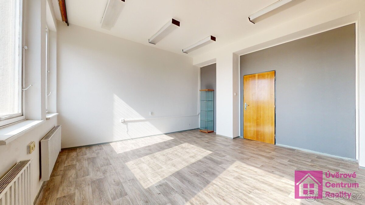 Pronájem kanceláře, 20 m2 - Velké Bílovice, ev.č. 00098