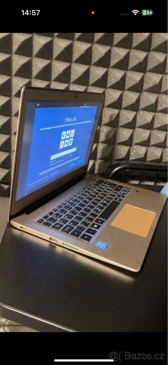 Acer přenosný notebook