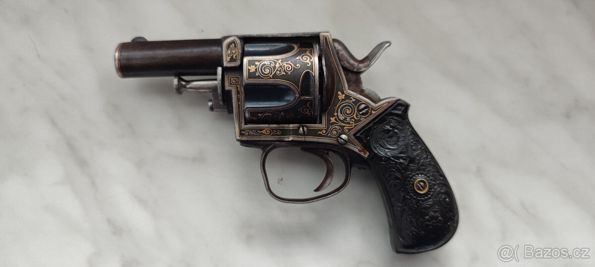 Revolver Continental Bull Dog .45 - M.A. Bascaran