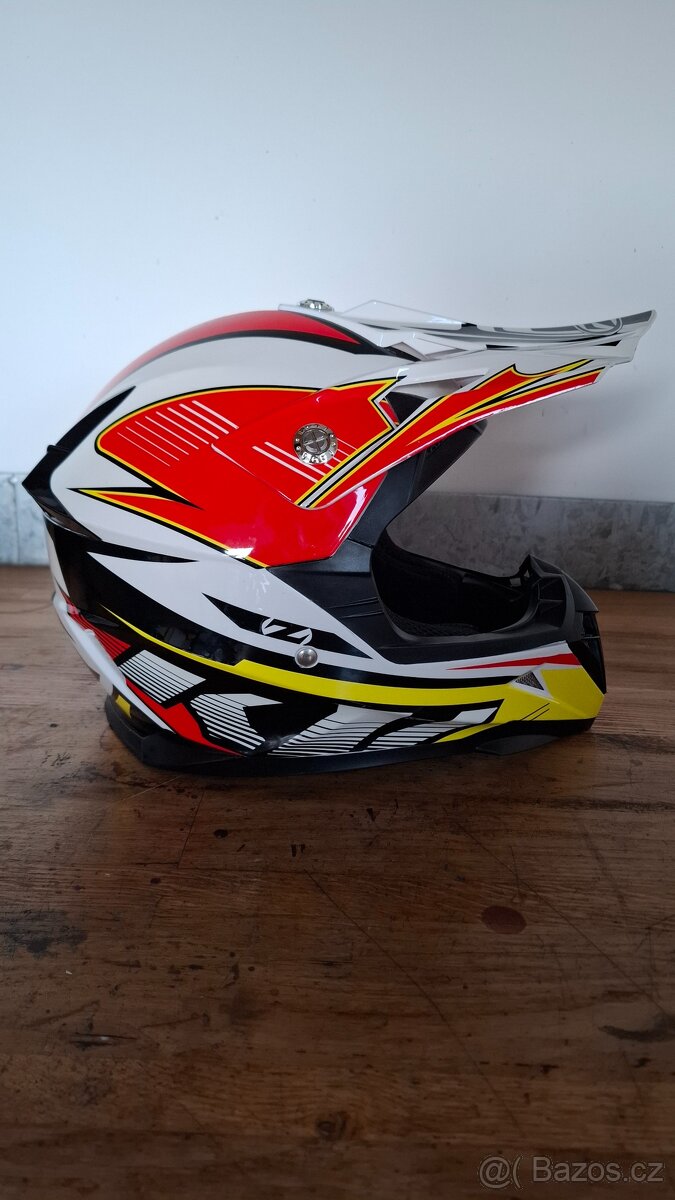 Dětská motokrosová helma ZED