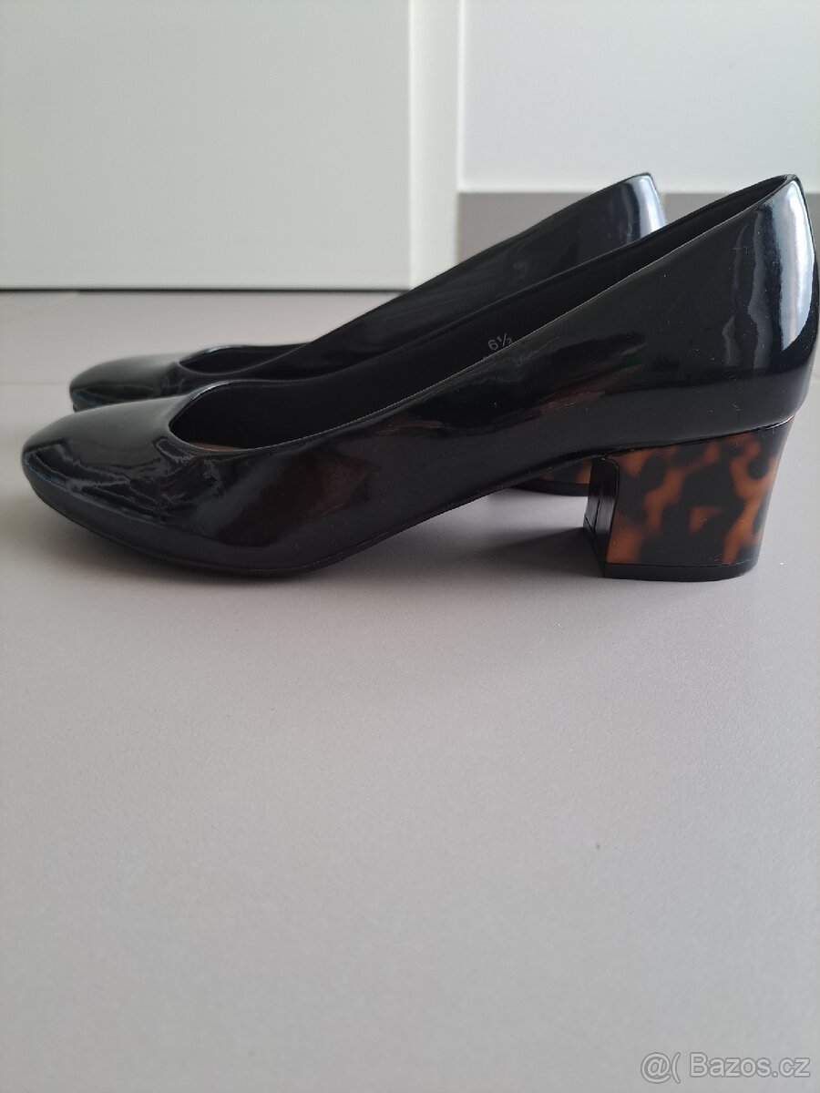 Lidičky, vel. 40 (6.5)