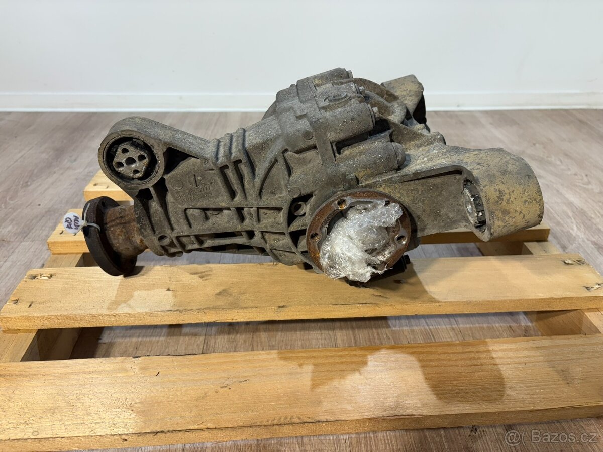 // Zadní Diferencial AUDI Q7/VW TOUAREG 3.0TDI  //