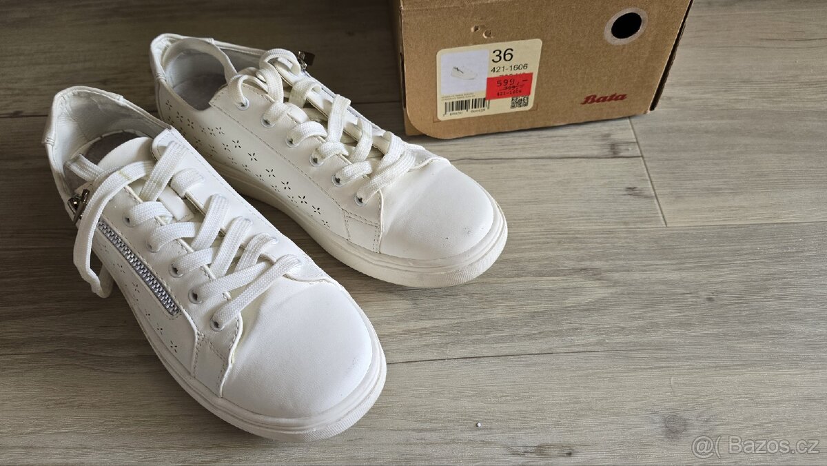Prodám bílé tenisky značky Baťa