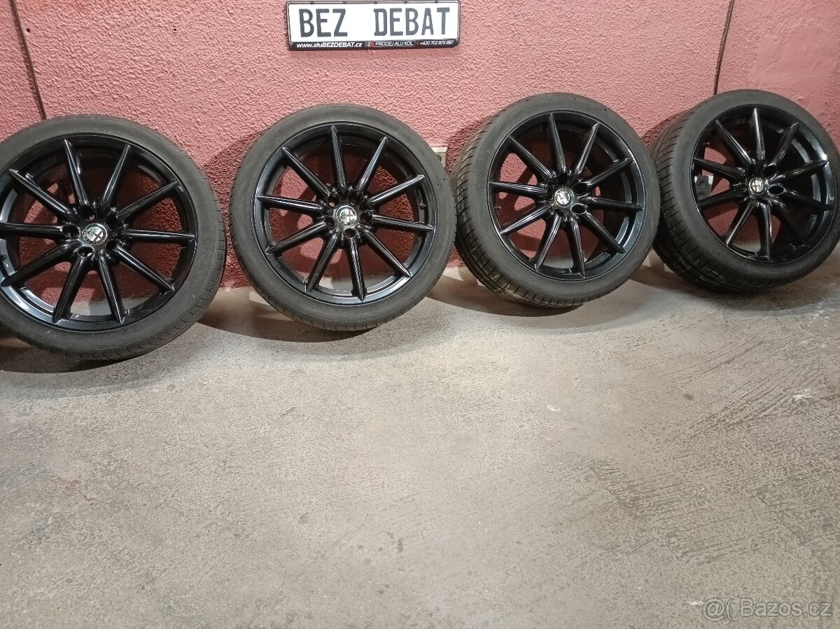 Alu kola Alfa Romeo TI edice 19" lesklá černá