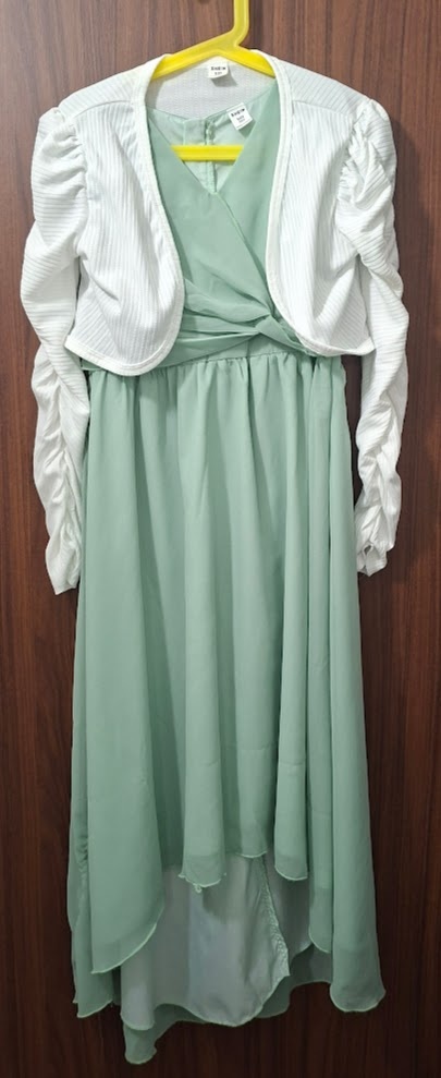 Dívčí šaty a bolerko