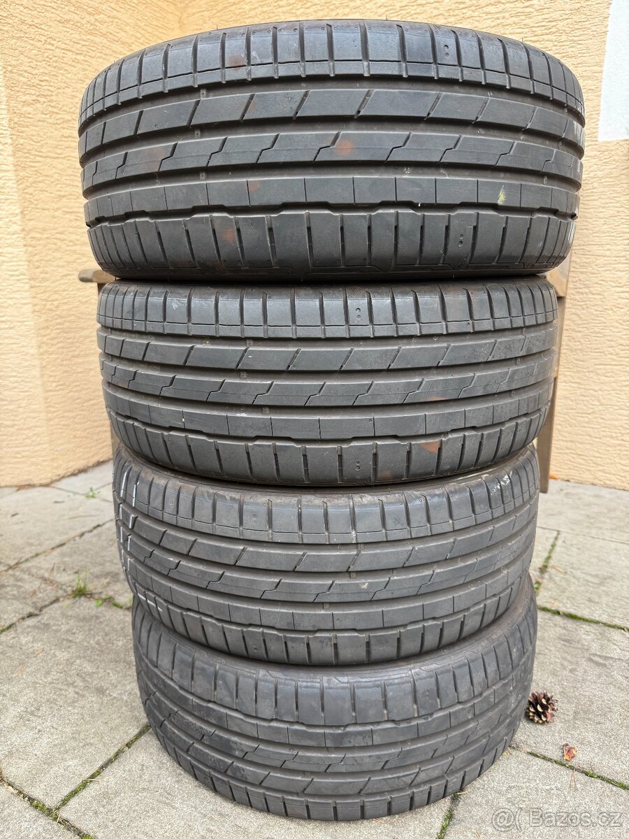 Sada letních pneumatik 205/45/17 Hankook