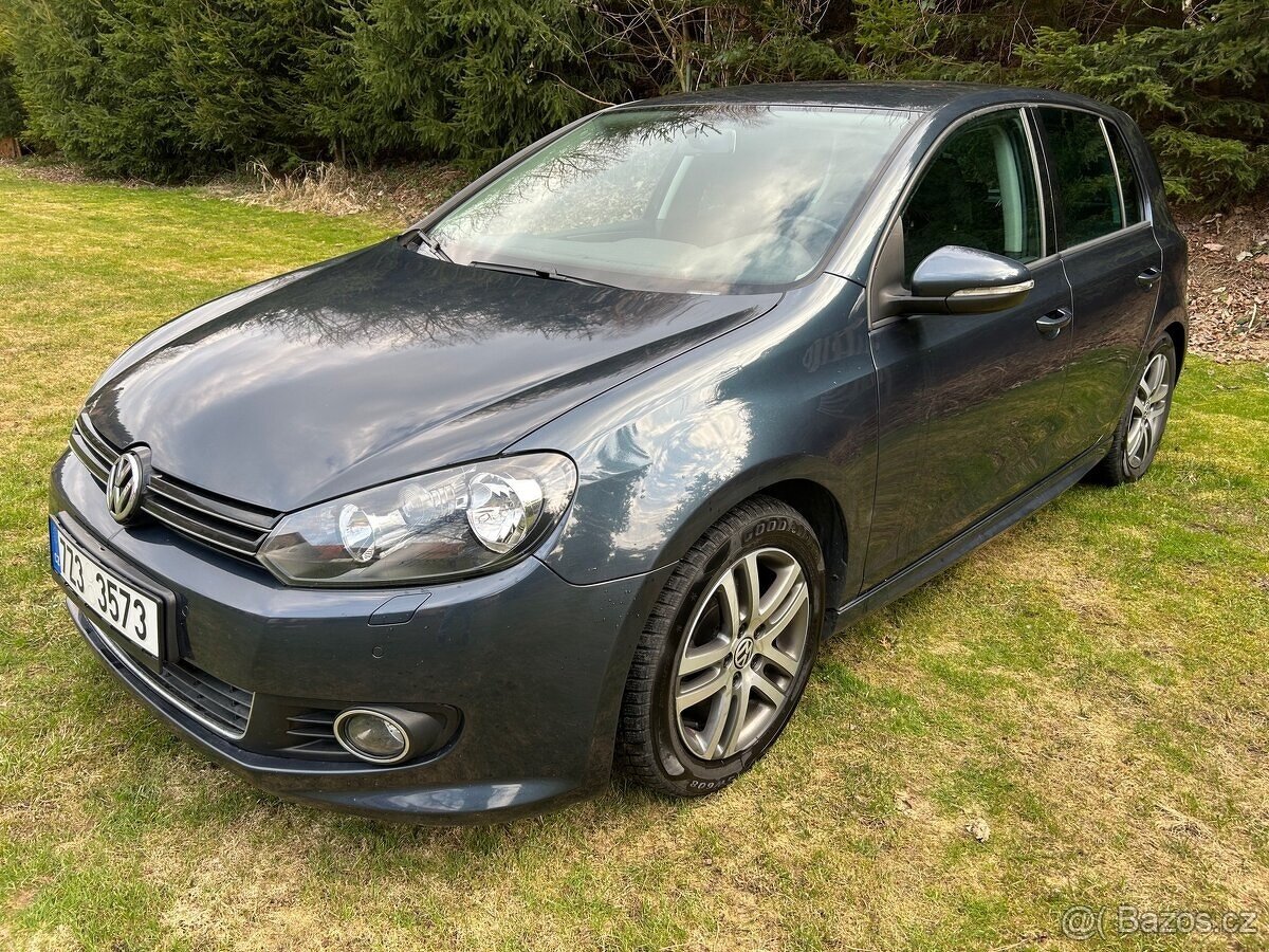 VW Golf 6 2010, 1.6 TDI 77kw diesel manuál