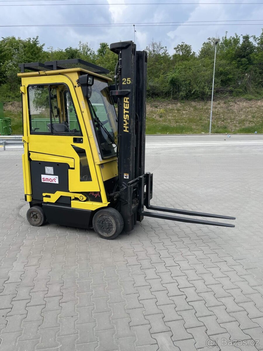 Vysokozdvižný vozík HYSTER 1,5t, akumulátorový