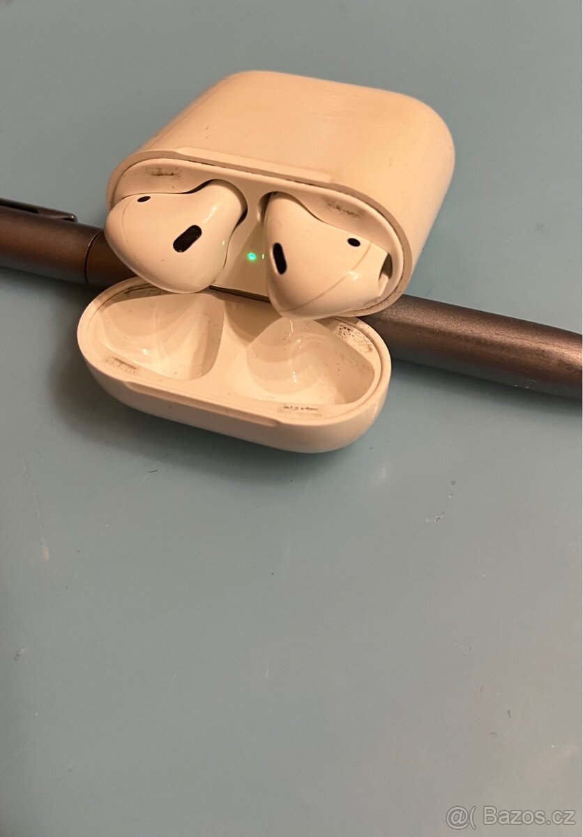 AirPods 2