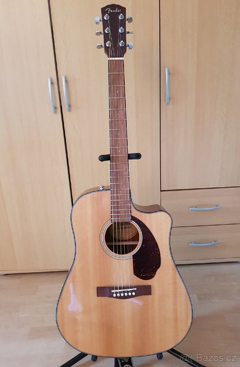 Prodám kytaru Fender