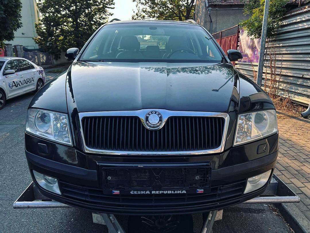 Vůz na na díly Škoda Octavia 2 kombi L&K 2008 BZB JWX LF9R