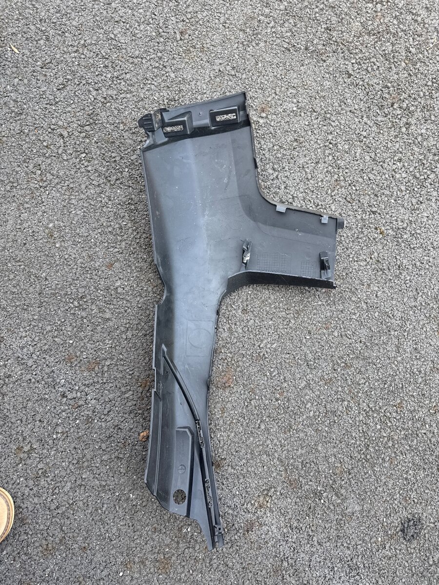 Plast nárazníku peugeot 3008 -9810869977