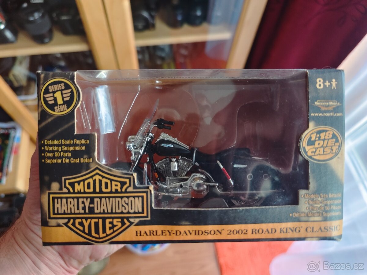 Harley Davidson 2002 Diecast Road King Classic 1:18 Serie 1