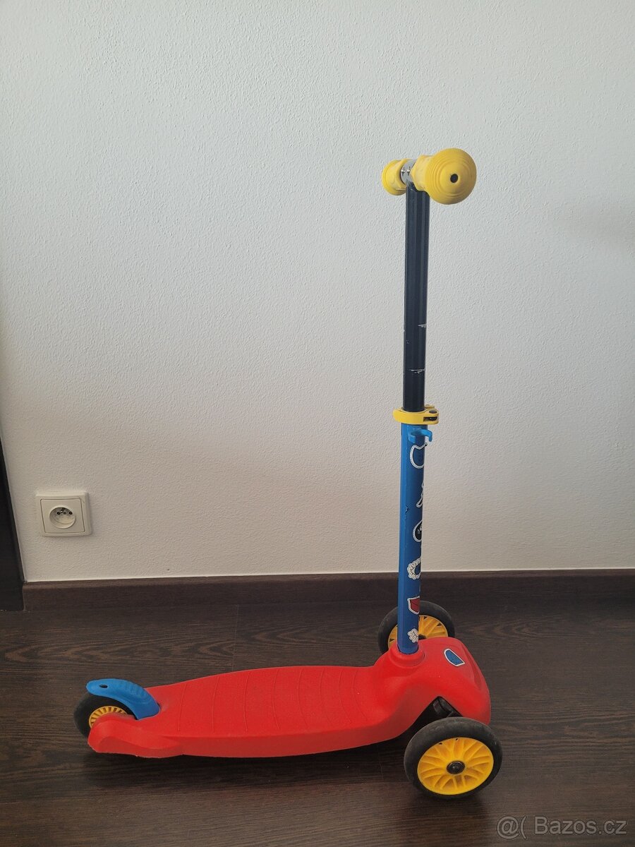 Tříkolová koloběžka dětská