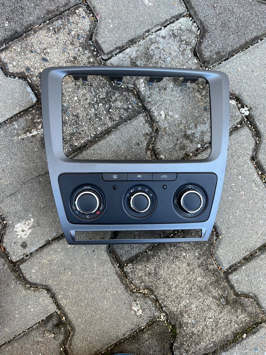 Panel ovládání topení Škoda Octavia 2