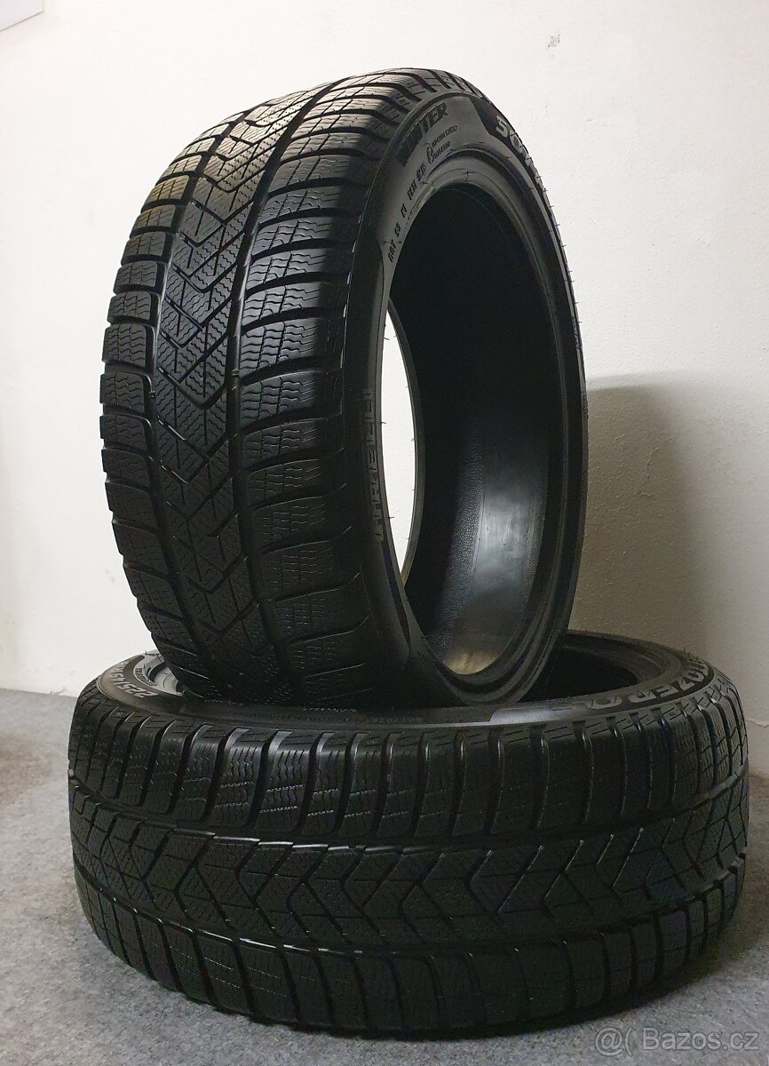 2x -- 225/45 R18 Zimní pneu Pirelli Sottozero 3 --