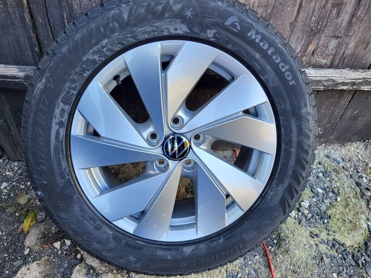 Nová zimní kola Volkswagen Tayron Tiguan R17 ET40